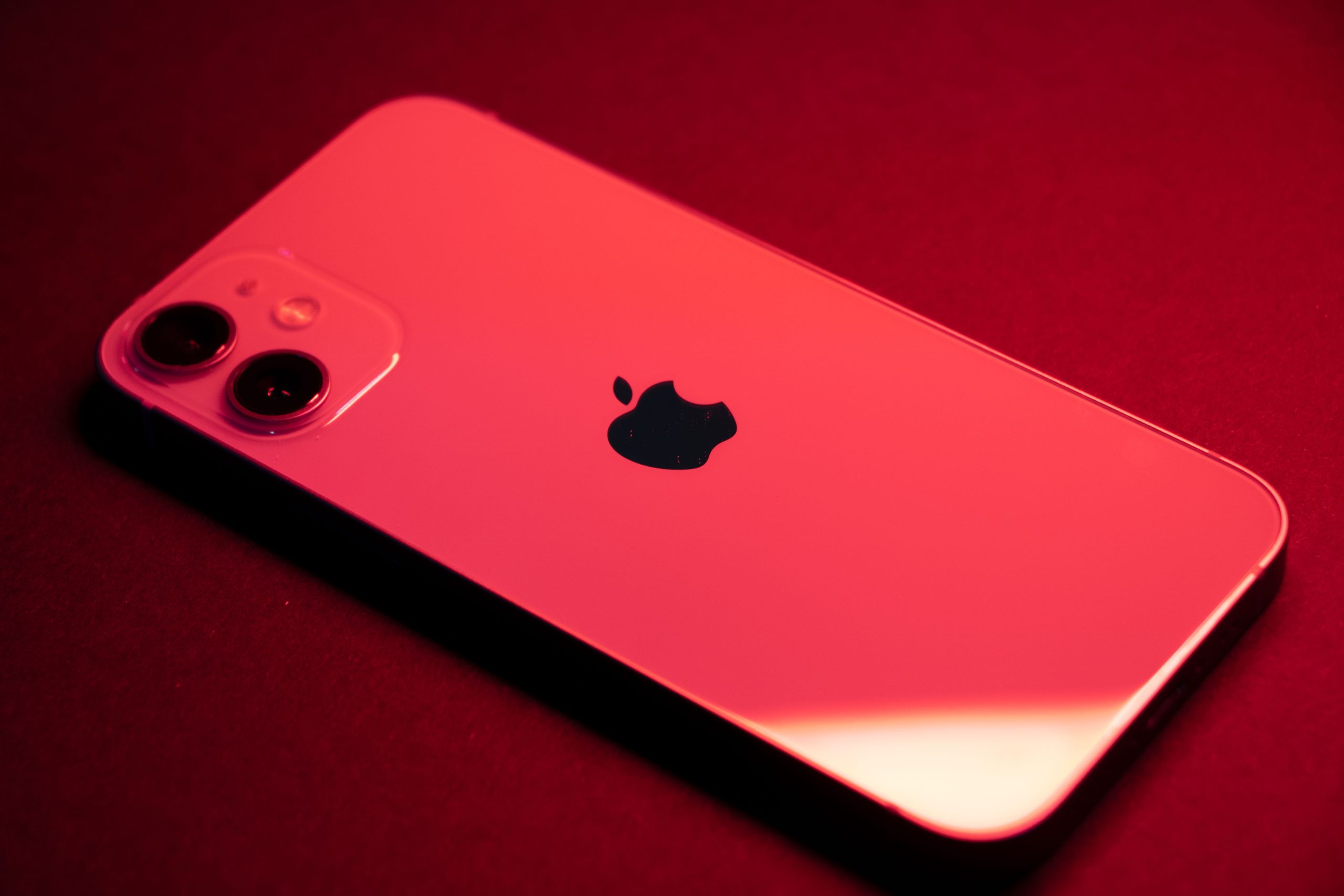 Apple-Nutzerin wird von Polizei als Cyberkriminelle beobachtet, weil sie die Tastaturbelegung ihres iMacs über die Konsole geändert hat